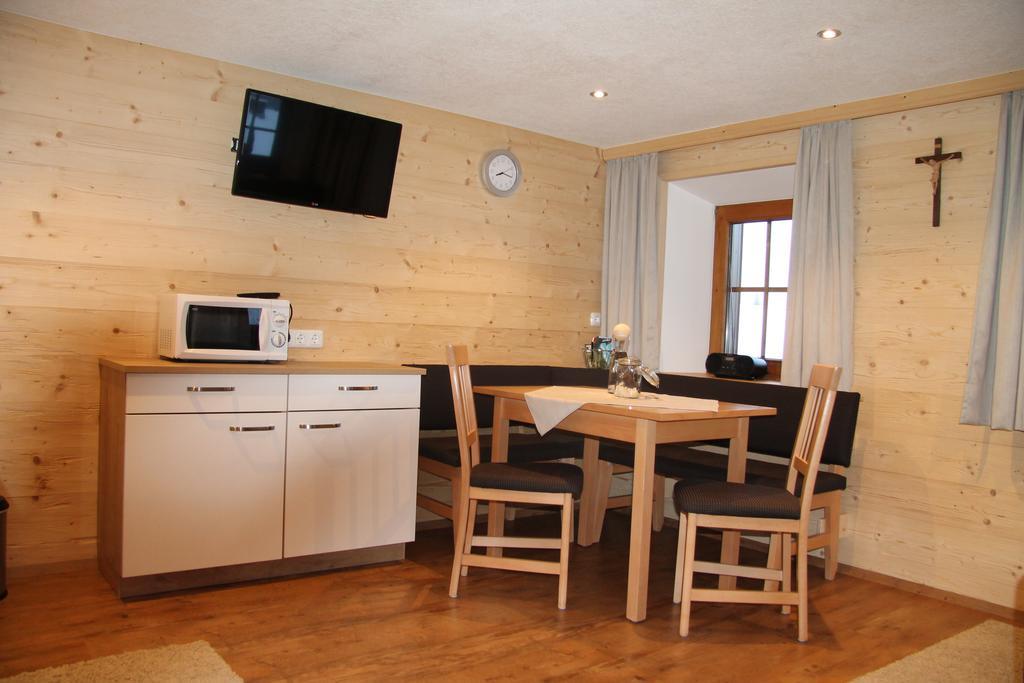 Apartmenthaus Innerkratzerhof Prägraten Eksteriør billede